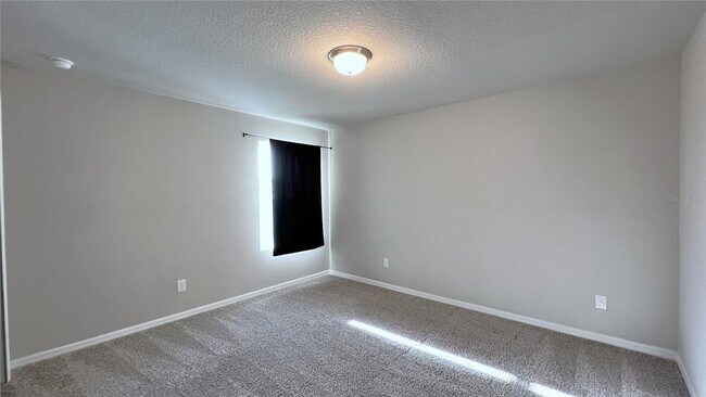 Building Photo - 3253 Bella Vista Dr