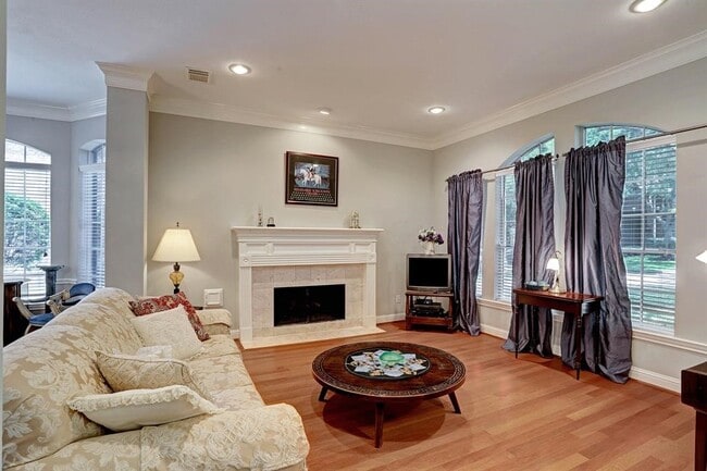 Building Photo - 19622 Emerald Ridge Ln