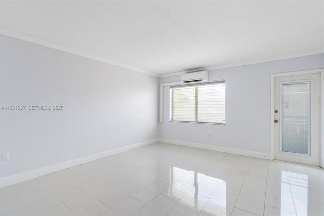 Building Photo - 851 Meridian Ave