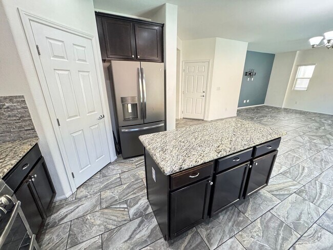 Building Photo - Your Next Home Awaits | 4 Bed, 3 Bath with Private Pool