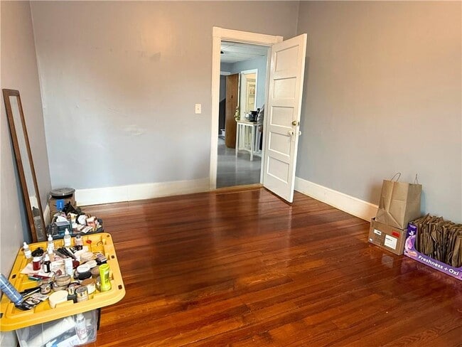 Building Photo - 53 Hadwin St