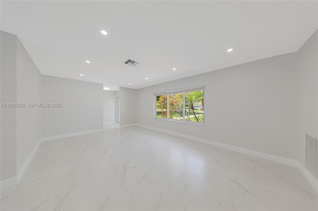 Building Photo - 8825 SW 151st St