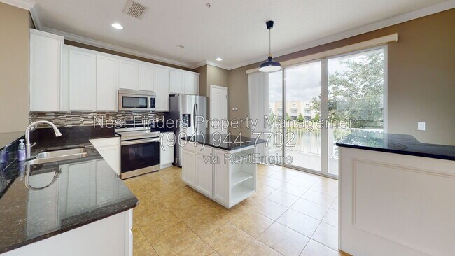 Building Photo - 4454 Ellipse Dr