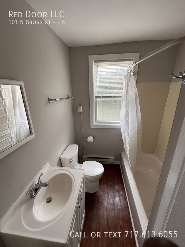 Building Photo - 101 N Gross St