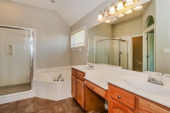 Building Photo - 7274 Busher Dr