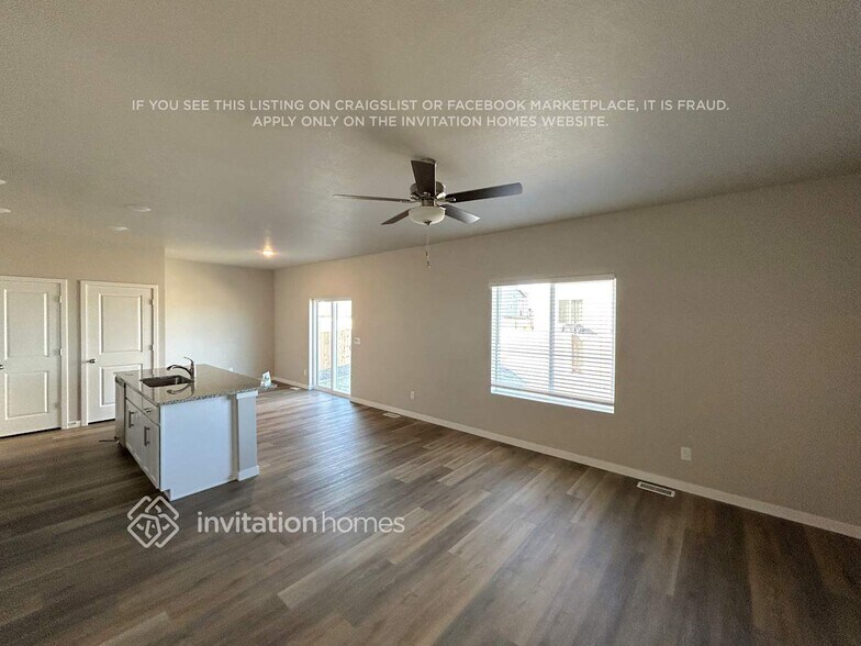 Building Photo - 7307 Dolores Ave