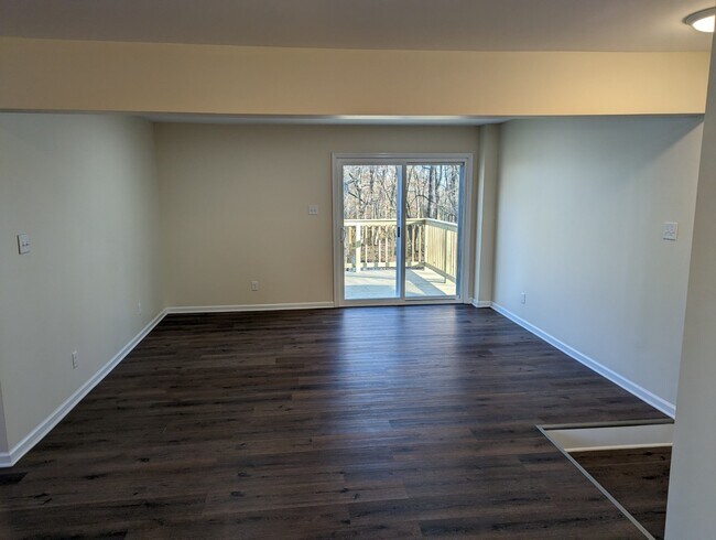 Building Photo - 1836 Perryville Rd