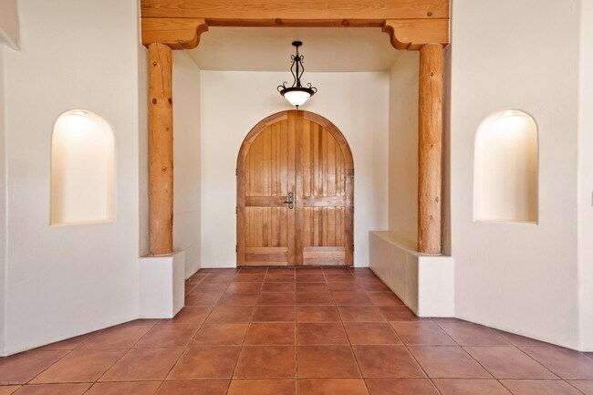 Building Photo - 10450 E Placita Guanajuato