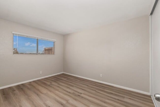 Building Photo - Gorgeous remodeled 3BR / 2BA house with a large yard available in Clairemont