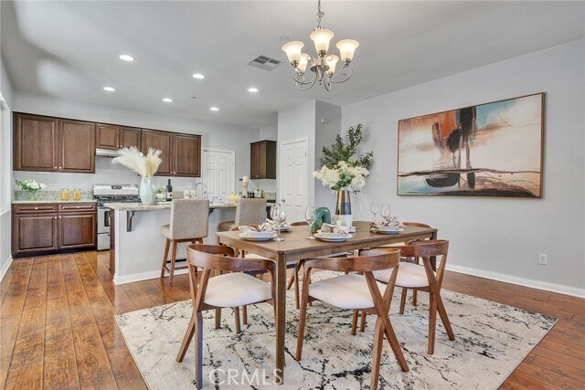 Building Photo - 7265 Enclave Dr