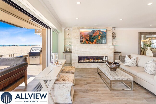 Building Photo - Stunning Beach House located on Newport Beach Boardwalk- 30+ Day Rental!