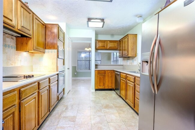 Building Photo - 2520 Hadley Cir