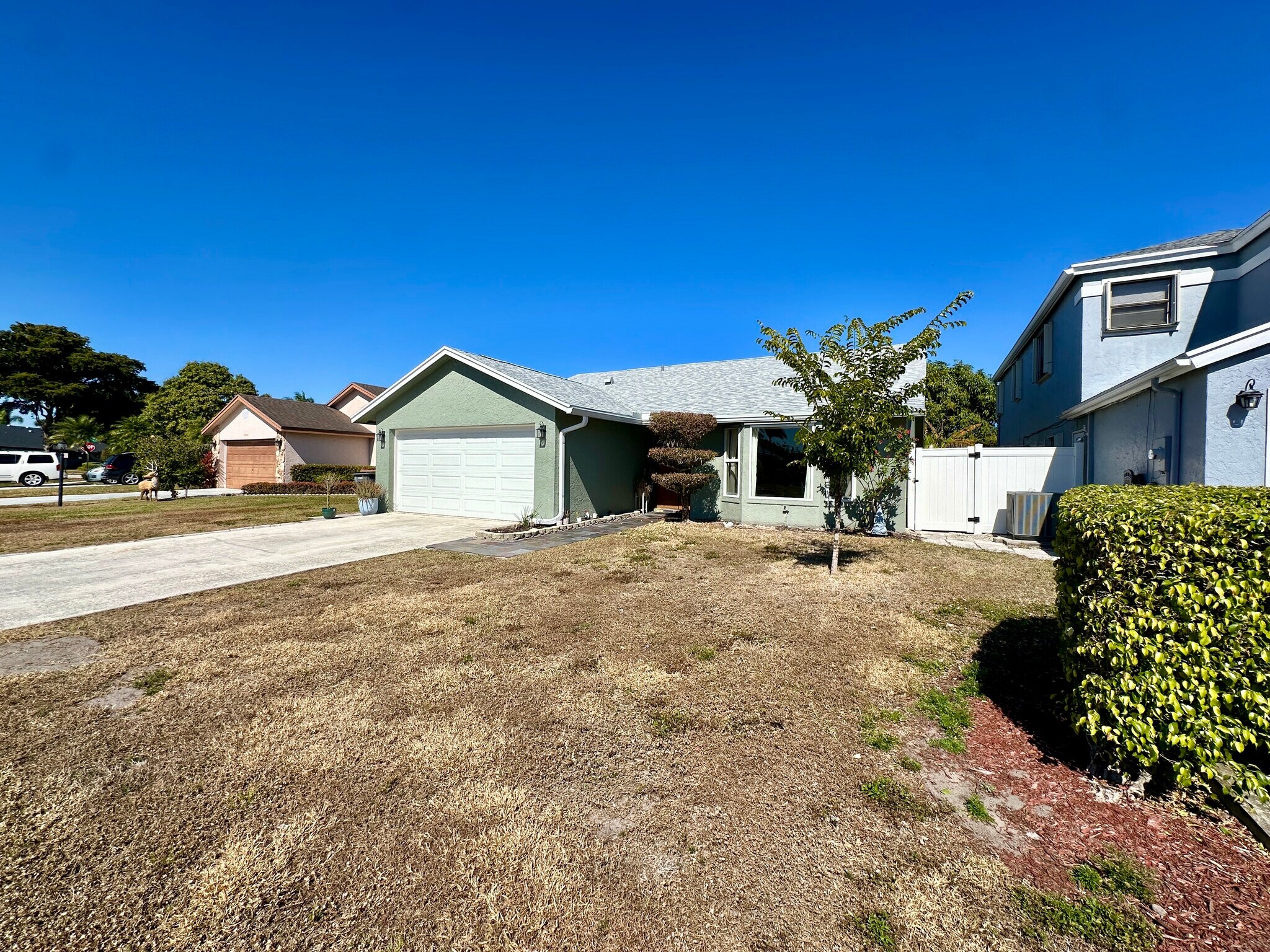 Building Photo - 4492 Brook Dr