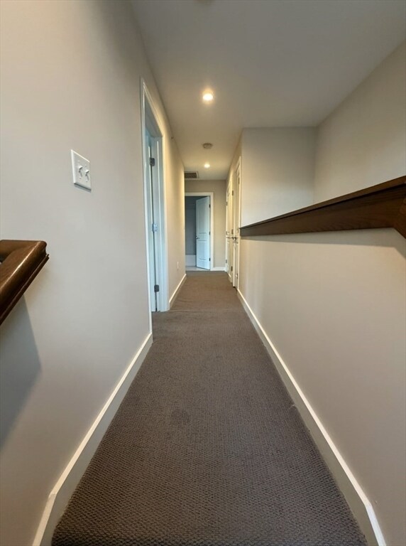 Building Photo - 11 Alder St