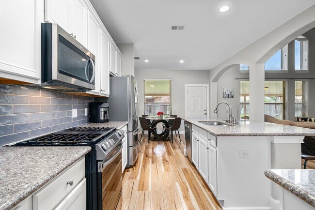 Building Photo - 5103 Big Meadow Ln