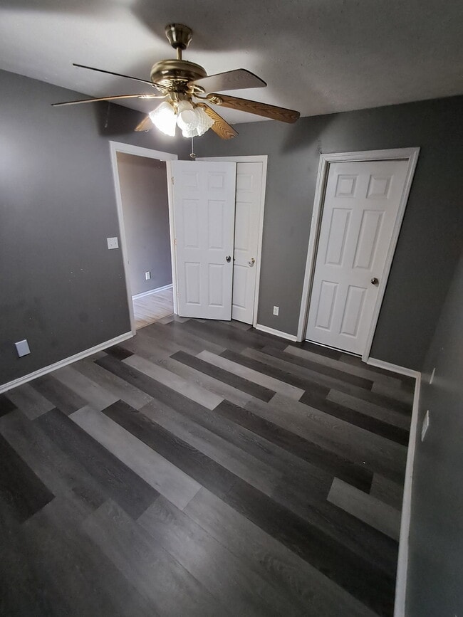 Building Photo - 2301 Filiatreau Ln