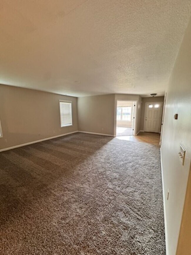 Building Photo - 7521 Haida Way