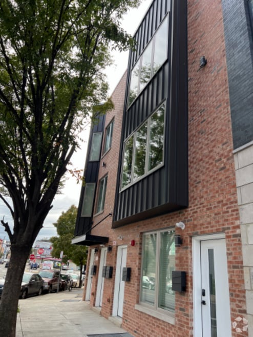 Building Photo - 2556 Frankford Ave