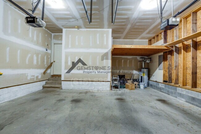 Building Photo - 1035 Watauga Ct