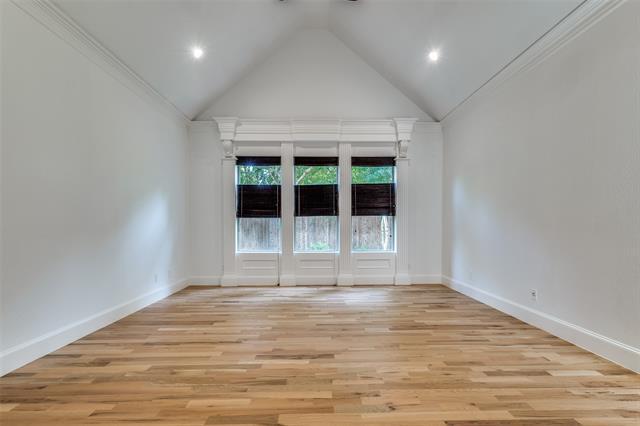 Building Photo - 503 Clear Vista Dr