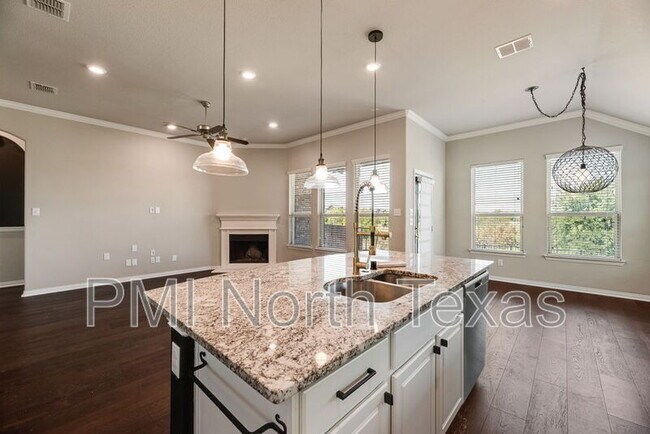 Building Photo - 12009 Fairbanks Ct