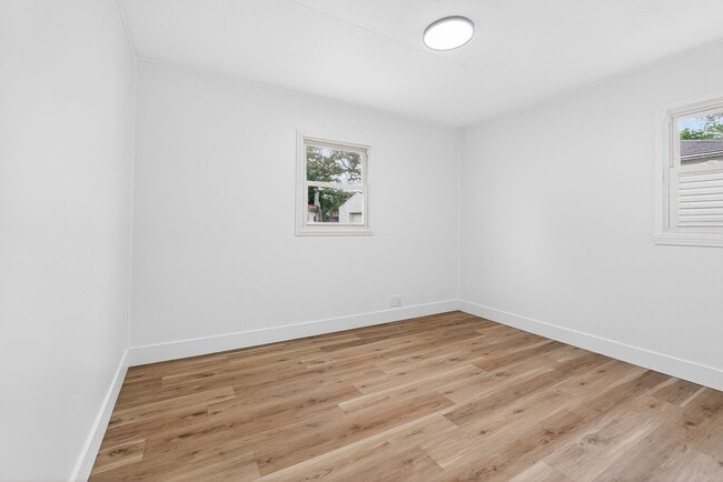 Building Photo - Beautifully Renovated 3BR Ranch w/ Garage, Covered Patio & Fenced Yard