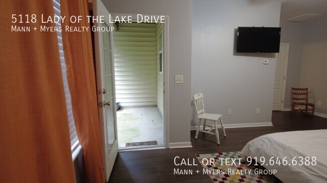 Building Photo - 5118 Lady of the Lake Dr