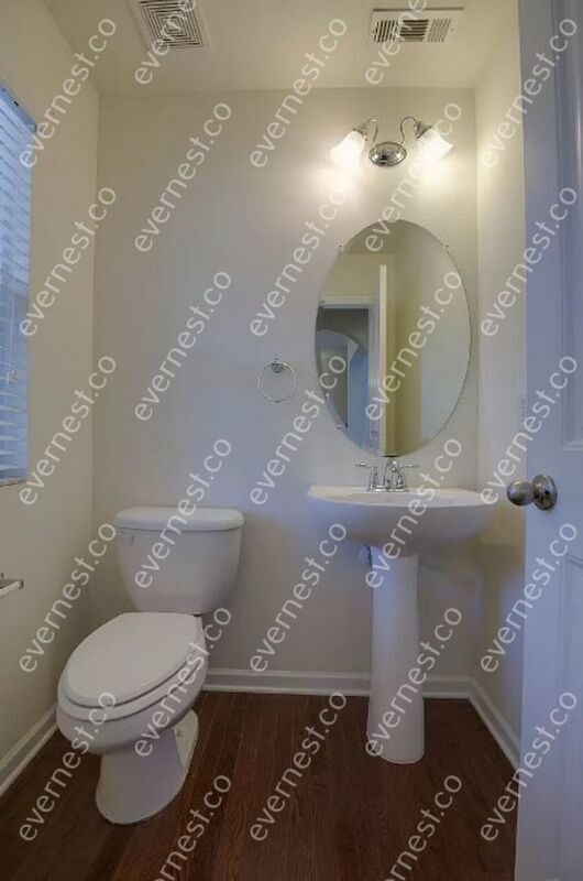 Building Photo - 1628 Stonewater Dr
