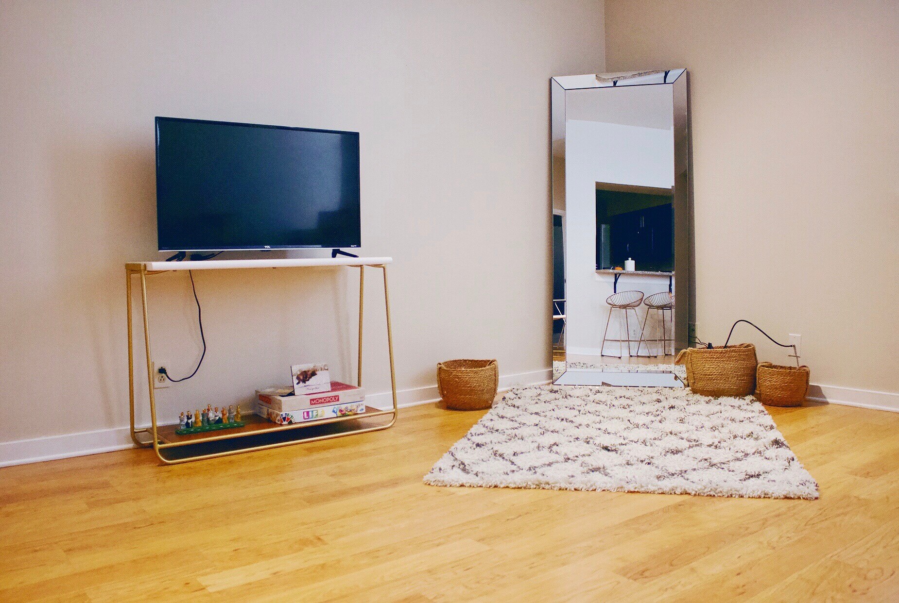 Building Photo - 234 N Broadway