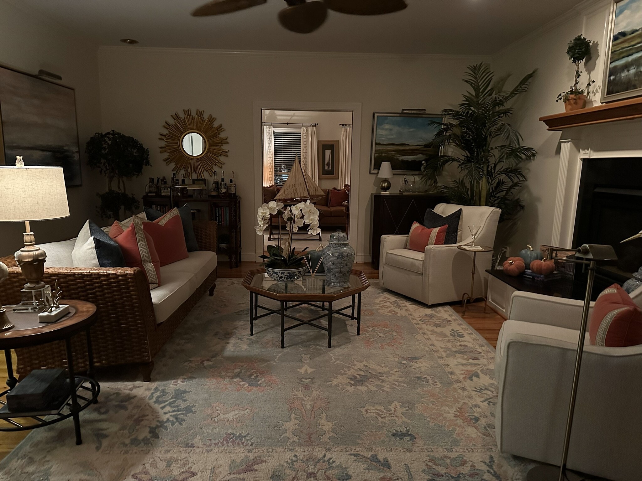 Den - 927 blue crab way