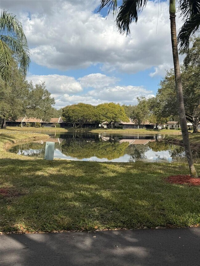 Building Photo - 9850 NW 15th Ct