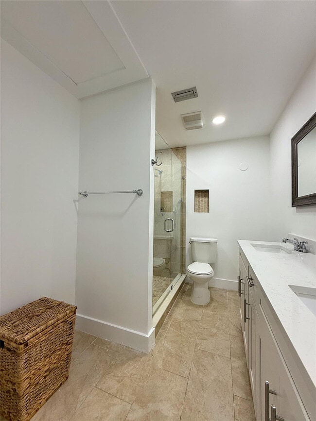 Building Photo - 5093 Privet Pl