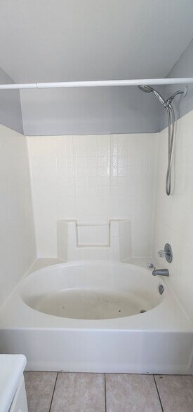 Building Photo - 4236 S Tempe Ct
