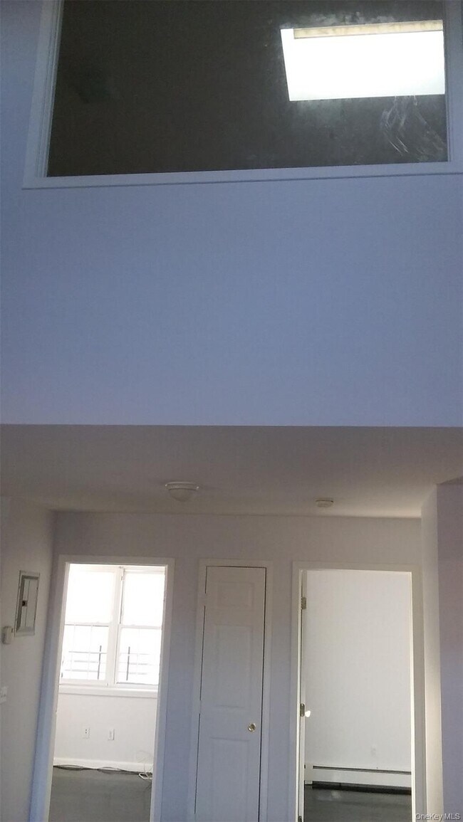 Building Photo - 97-56 105th St