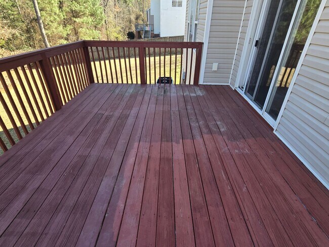 Building Photo - 197 Rolling Stone Ct