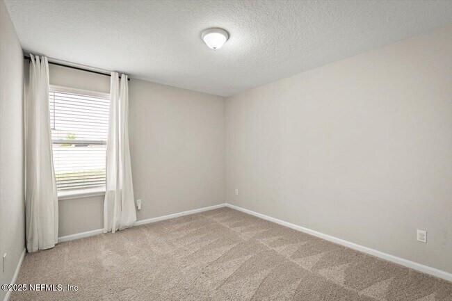 Building Photo - 15646 Winder Lake Dr