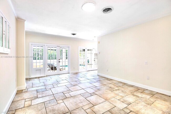 Building Photo - 3 br, 2.5 bath House - 171 Edgewater Dr