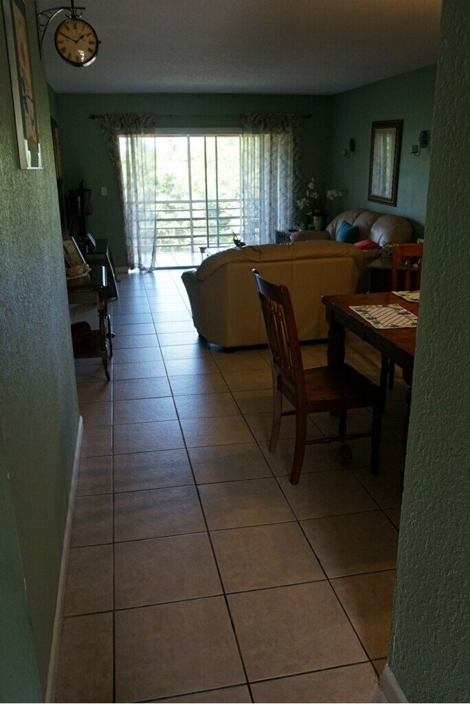 Building Photo - 120 Sparrow Dr