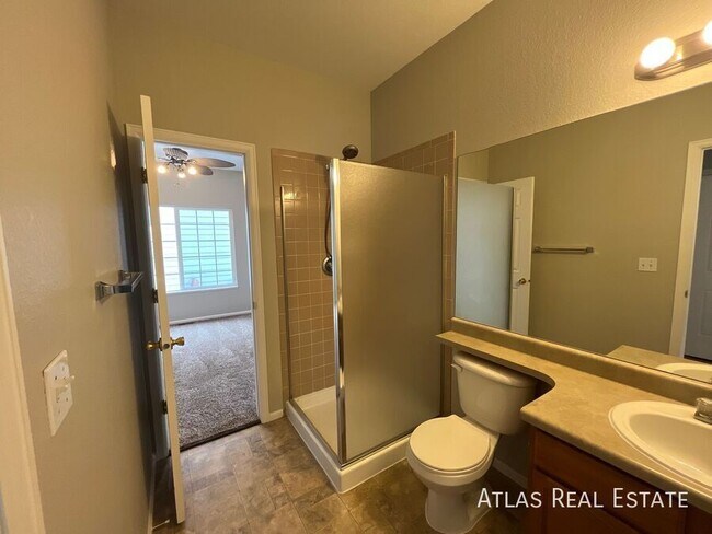 Building Photo - 6423 Elsinore Dr