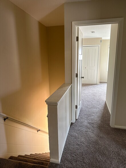 3 bedrooms and 1.5 bathrooms upstairs - 1364 Poppyseed Dr