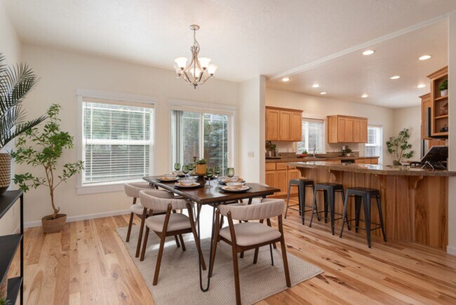 Building Photo - Beautiful Craftsman Home in Yardley Estates!