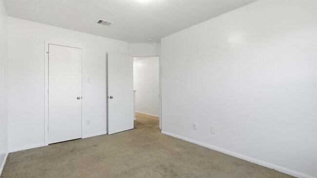 Building Photo - 9307 Dewberry Blossom Ln