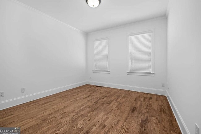 Building Photo - 1475 Boomer Cir