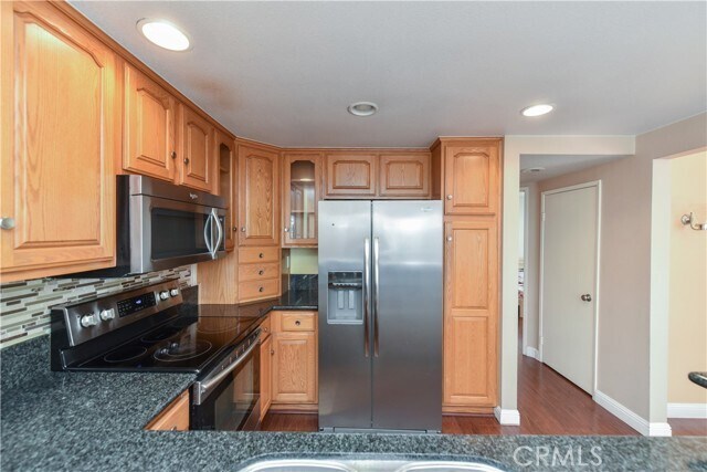 Building Photo - 145 Stanford Ct