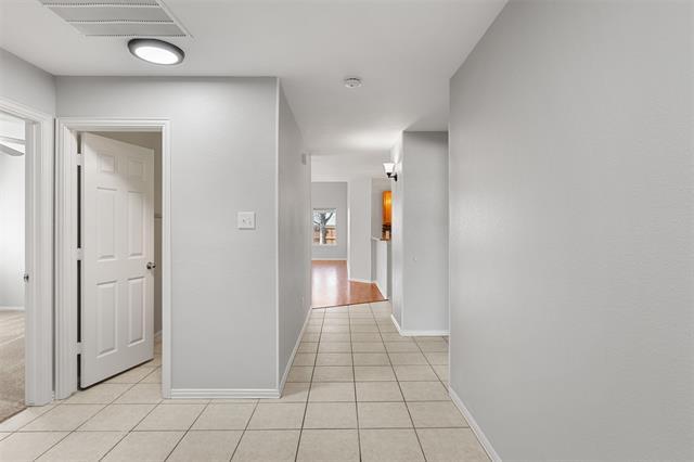 Building Photo - 3916 Evergreen Ct