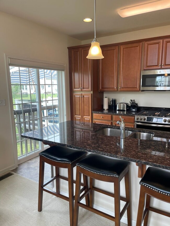 Building Photo - COMING SOON - HYETTS CROSSING