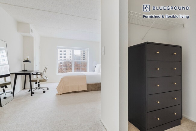 Building Photo - 444 Washington Blvd