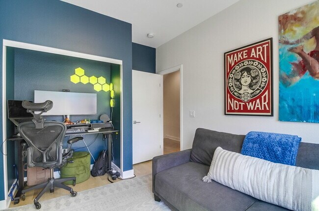 Building Photo - Welcome to your modern La Mesa townhome wi...