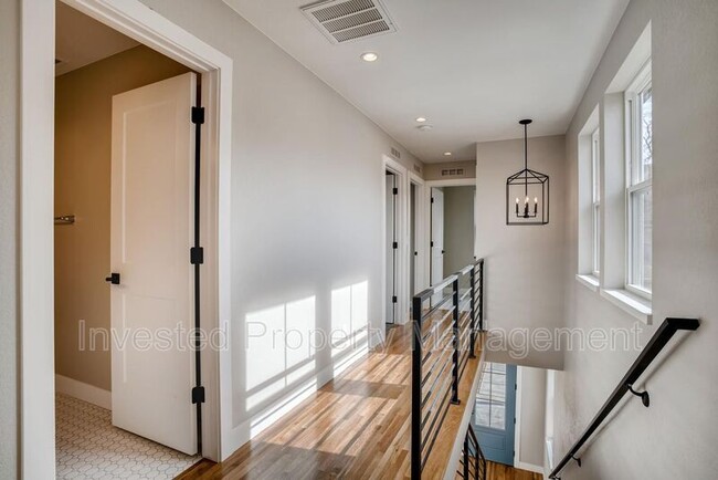 Building Photo - 3765 Steele St