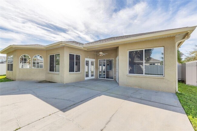 Building Photo - 13024 Carlington Ln